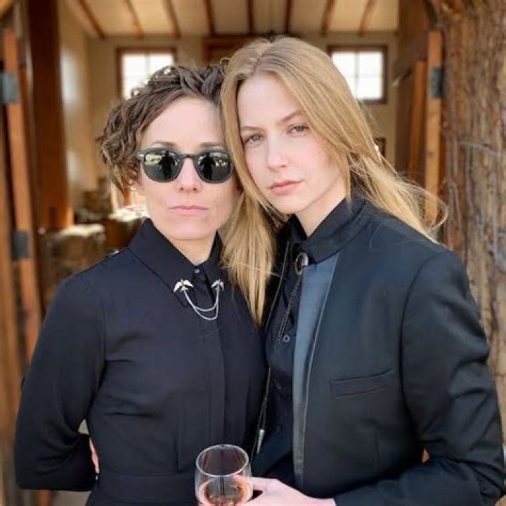 Stevie Wynne Levine Height, Weight, Net Worth, Age, Birthday, Wikipedia, Who, Instagram, Biography