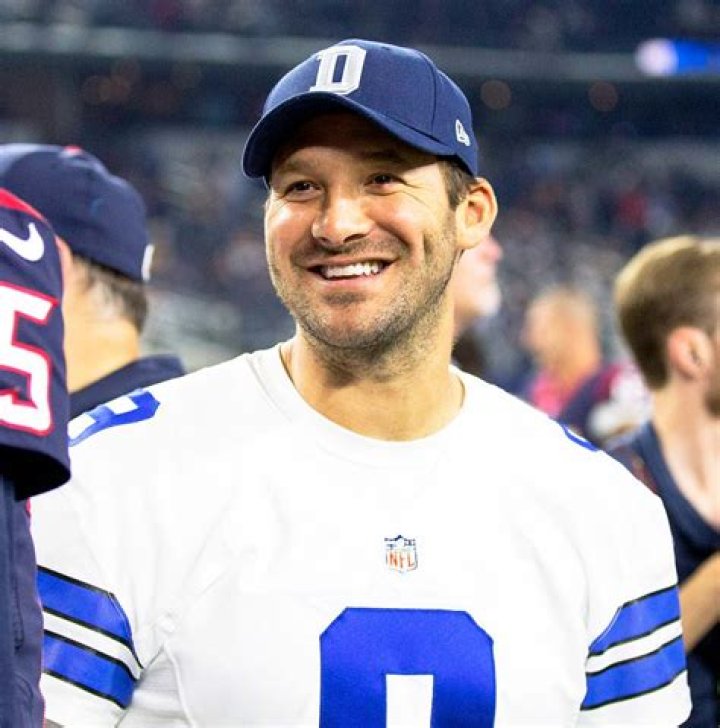 Tony Romo - Age, Family, Bio