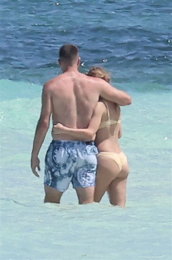 Travis Kelce and Taylor Swift share steamy kiss on the beach in the Bahamas