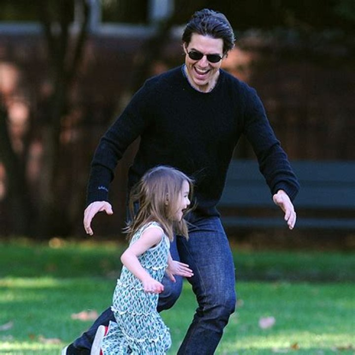 Us Weekly: Tom Cruise could see Suri Cruise 10 days a month, but never does