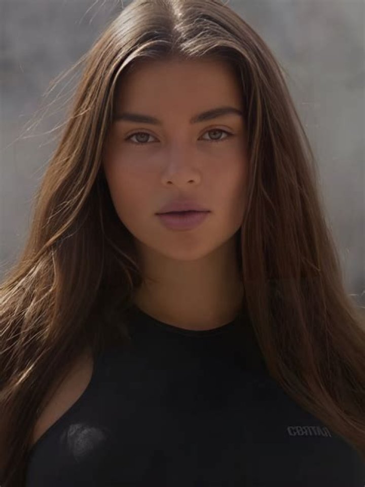 Valeriya Bearwolf - Age, Family, Bio