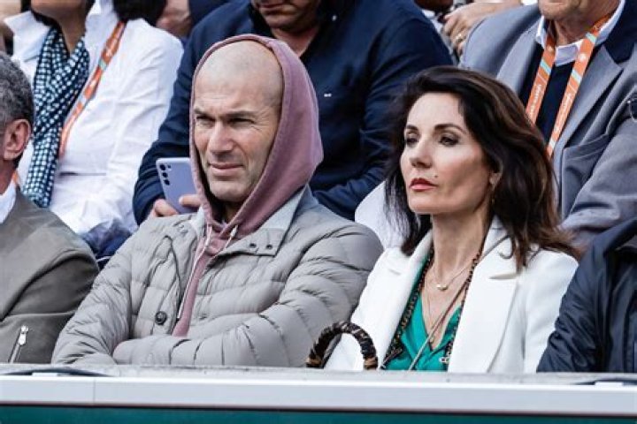 Meet wife of Zizou Zinedine Zidane, Veronique Zidane who is model.