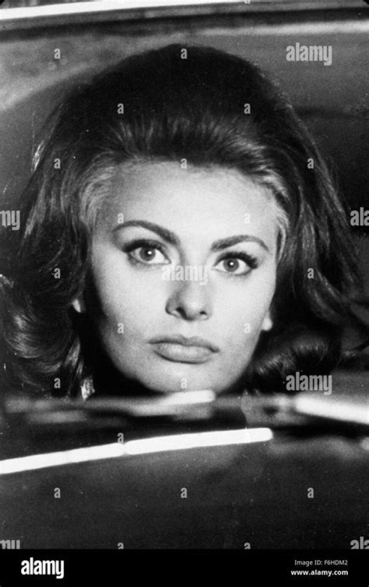 Vittorio De Sica - Trivia, Family, Bio