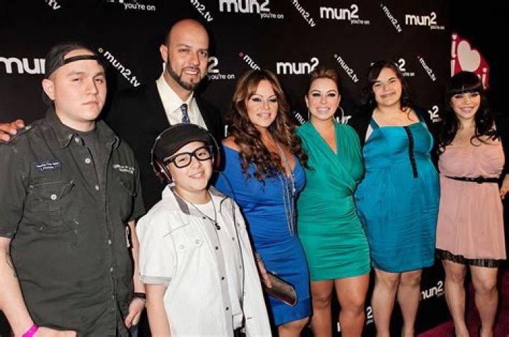 What happened to Jenni Rivera's second husband?