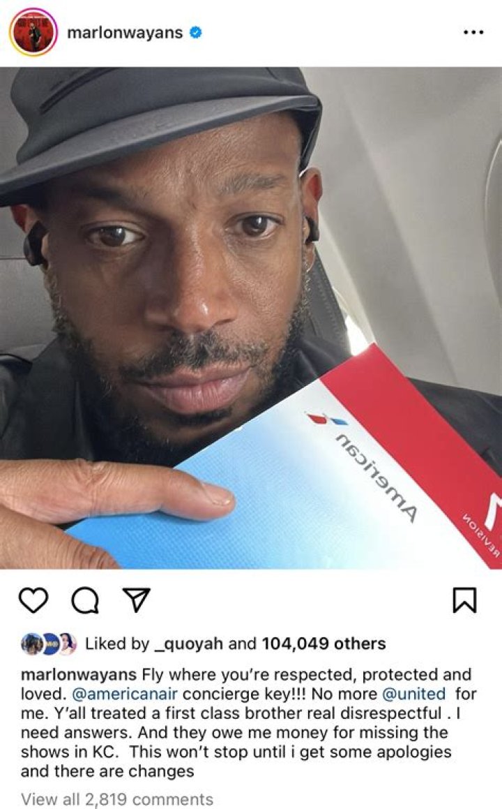 
What happened with Marlon Wayans and United Airlines? 