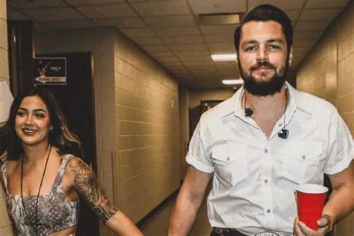 Who Is Chayce Beckham Girlfriend In 2022? Relationship Status Of Former American Idol Winner