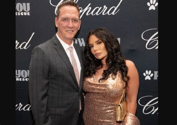 
Who Is David Cone Married To? Meet His Wife Lynn DiGioia On Instagram 