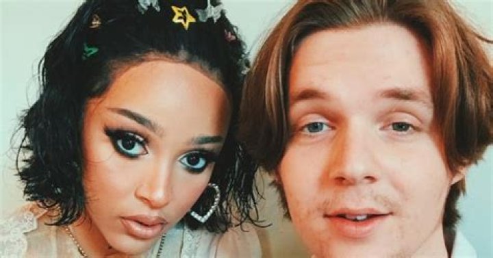 Who is Doja Cat Ex BF? All Detailed Information of Her Relationship!