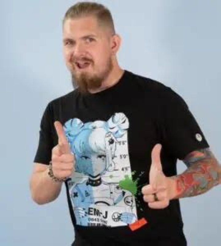 Your Narrator Net Worth, Age, Girlfriend, Family, Biography & More